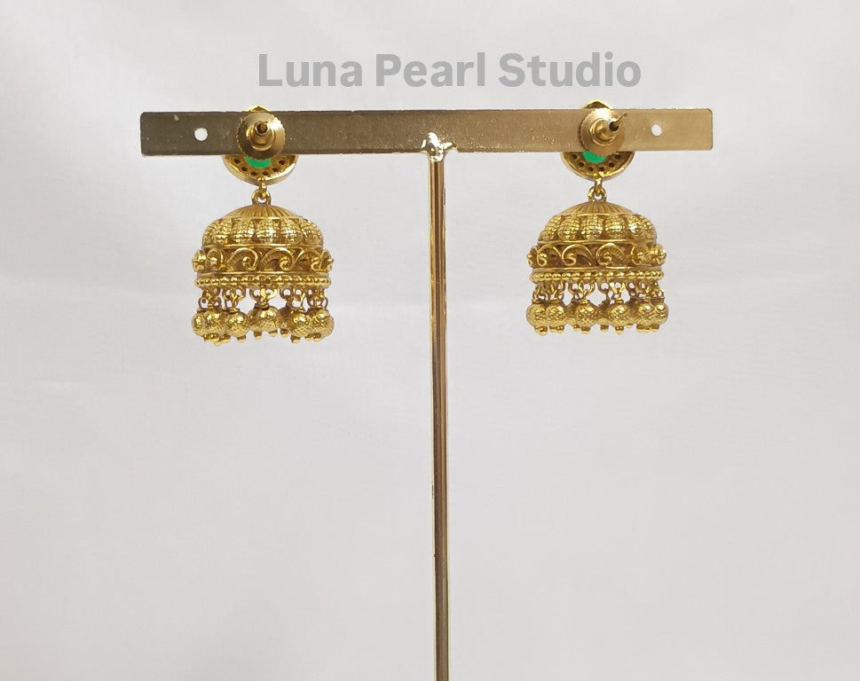 Avanthika antique jhumka Earrings Green TE1027